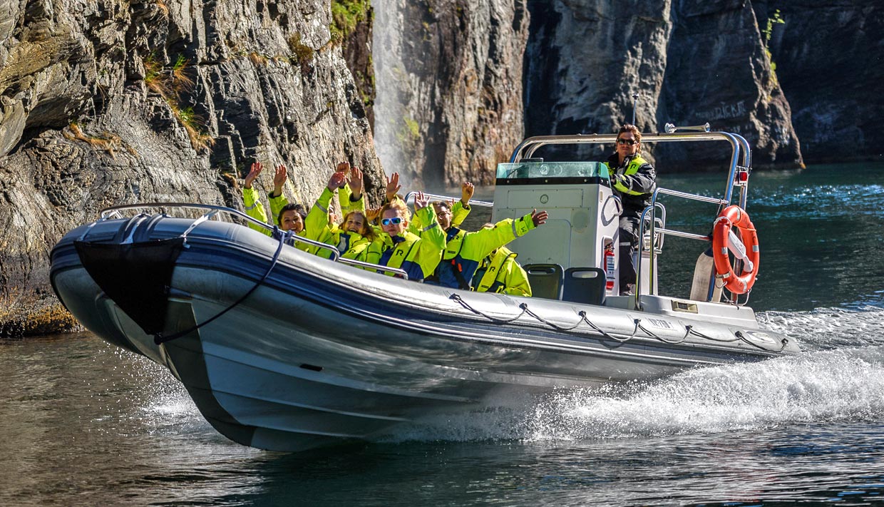 Fjordsafari en barco RIB